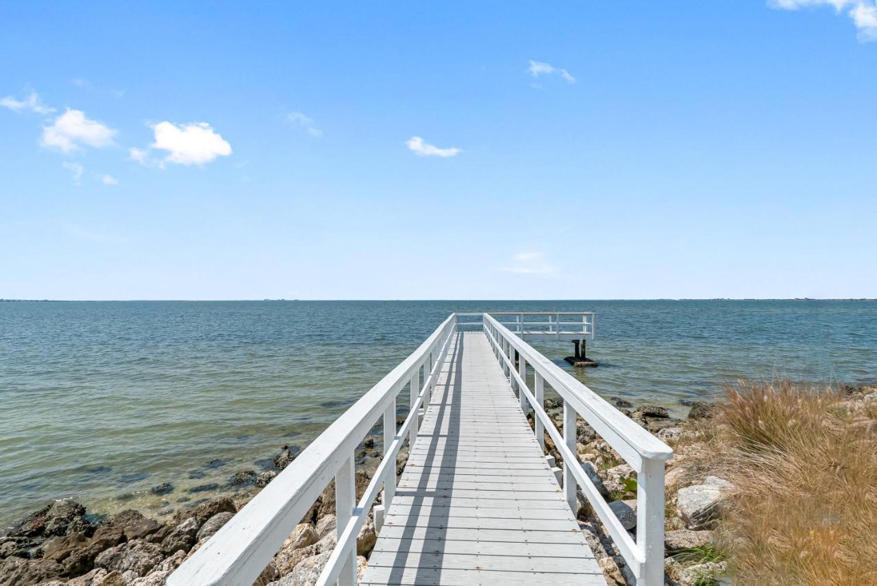 Paradise Beach Sailport Resort Condo Tampa Exterior photo